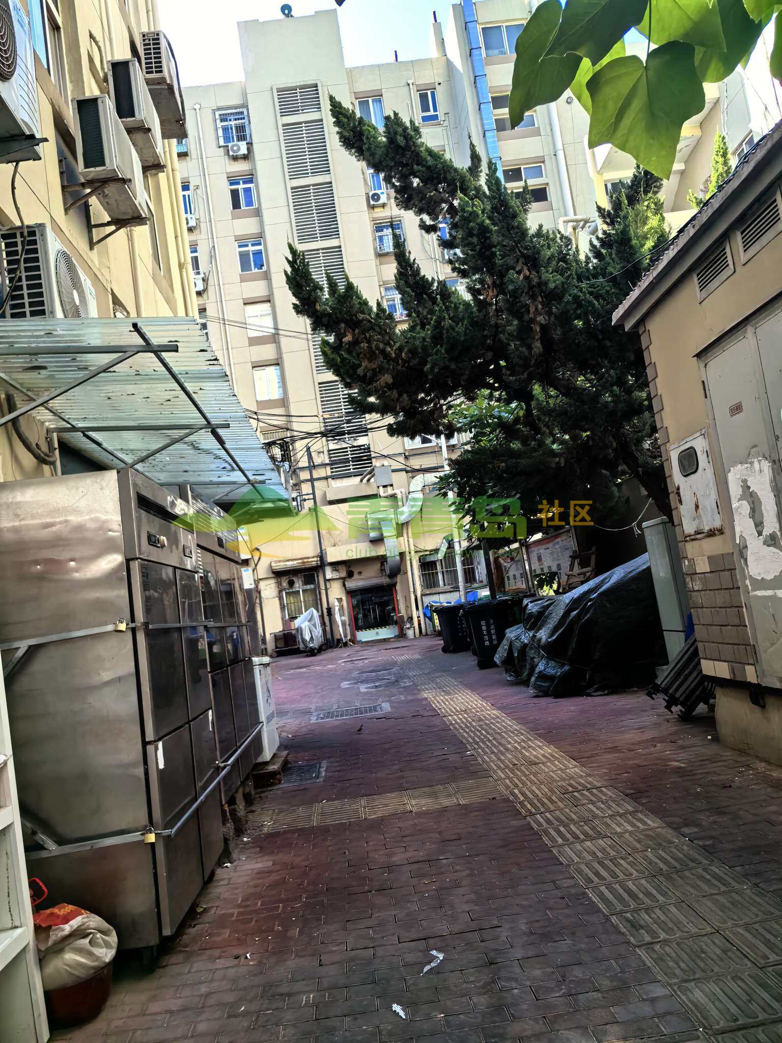 1754998579